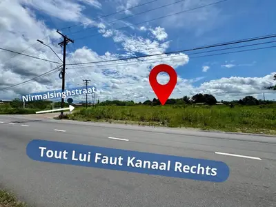 Foto van En Nirmalsinghstraat