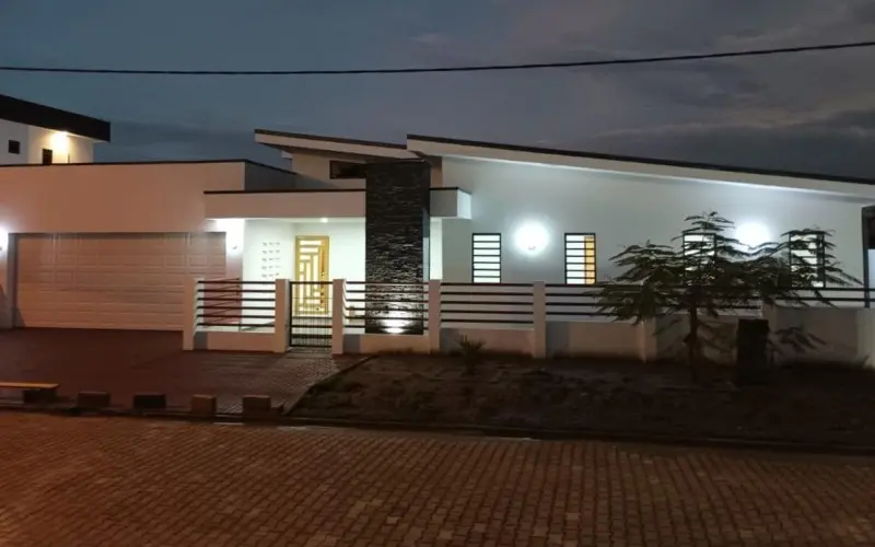 Foto van Keller Williams Suriname Sonalstraat