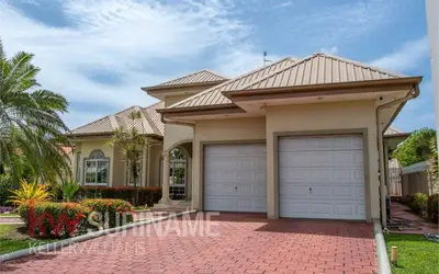Foto van Keller Williams Suriname Miamistraat